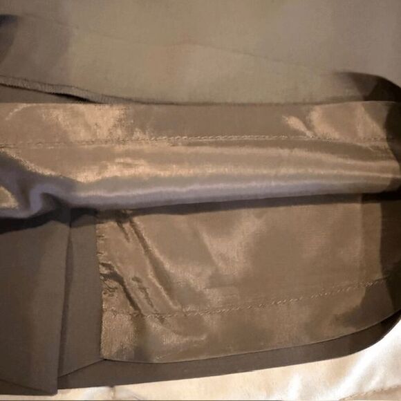 Hugo Boss Veronice Wool Pencil Skirt Charcoal Gray Back Slit Zip Closure Size 8 - Picture 8 of 11